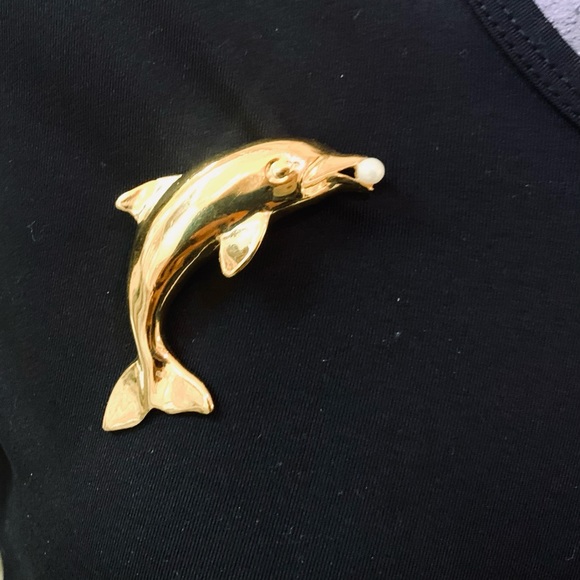 Dolphin with pearl brooch ❤️ - Picture 4 of 8